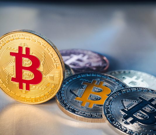 Bitcoin Breaks Key Help, Analyst Alerts Decrease Ranges Forward Bitcoin Breaks Key Help, Analyst Alerts Decrease Ranges Forward