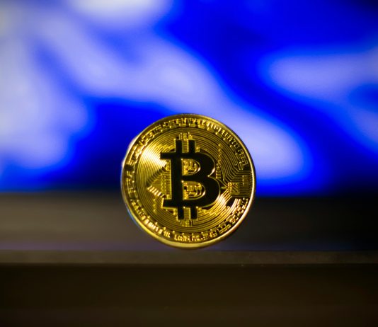 Bitcoin Coinbase Premium Turns Optimistic After 10 Weeks – Is US Demand Lastly Returning?