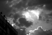 XRP Month-to-month RSI Drops To All-Time Low As Market Watches For Affirmation
